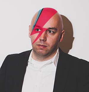 Matthew Fealey Turn and Face the Strange: The Creative Lessons of David Bowie - J. Schmid