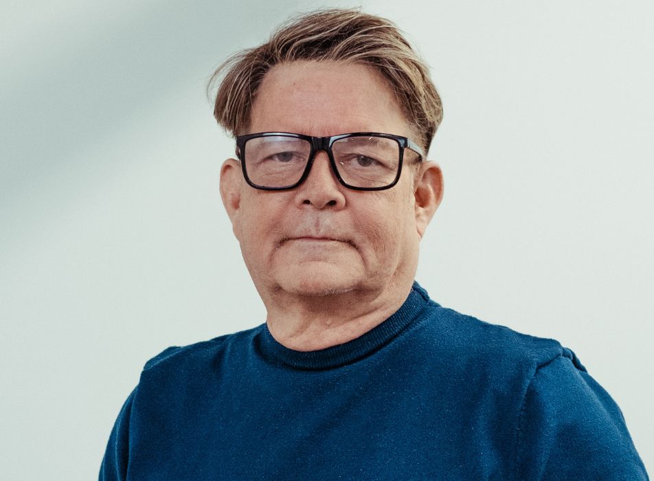 MIKE BOURNE